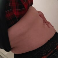 sweethoneythroat's Offline XXX Chat