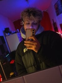 Cubbymk47's webcam live show