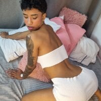 tiana_browns' Live Sex Cam Show