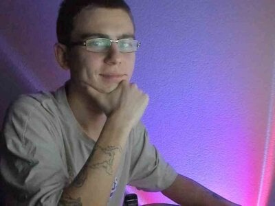 JustinWilton - Stripchat Cam2cam Handjob Smoke Boy 