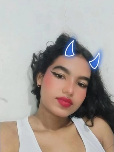 morenitasexymuak from stripchat