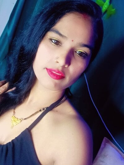 mogo-love from stripchat