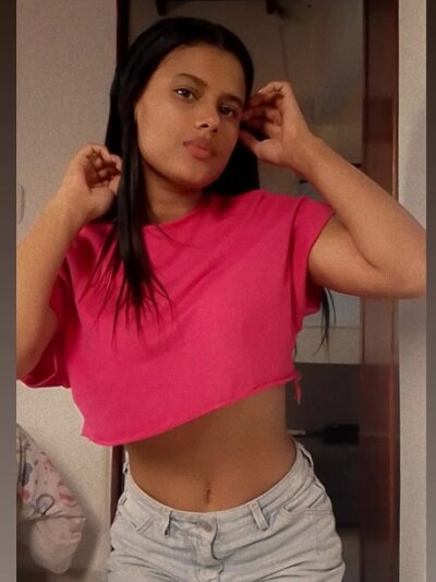 mavie_tai 🐈 naked cam chat