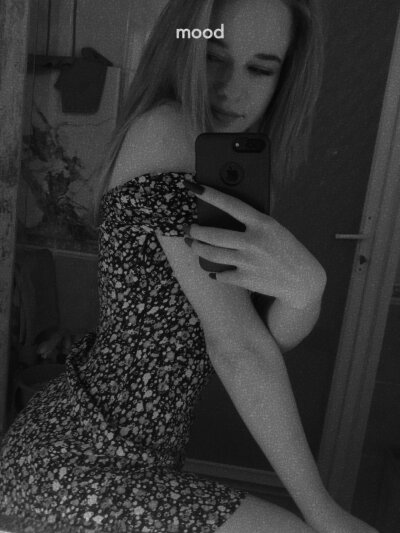 AmyPretty live on StripChat