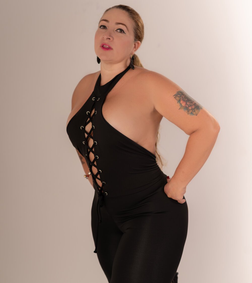 SaraCarterr_ profile