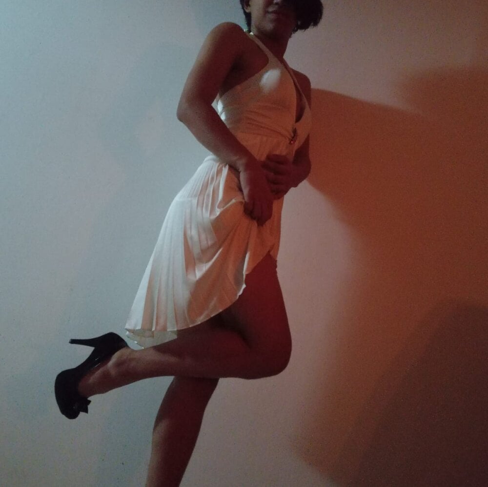 VALERIAQUEENTS Profile Image