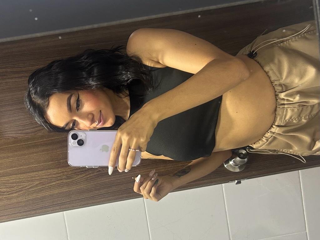Julieth_Stoone