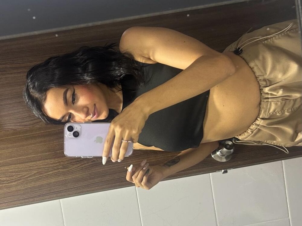 Julieth_Stoone profile