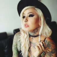 Aliceartt Chat Room offline