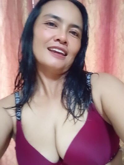 Demi_pretty ⛰ free naked cam