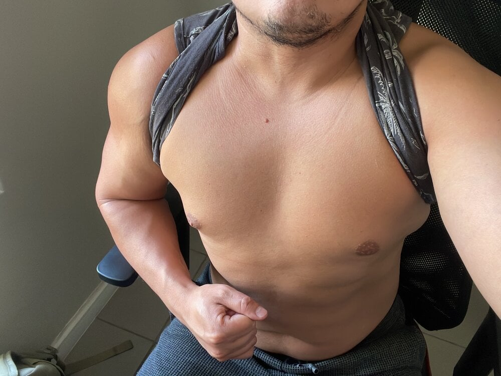 gusta_bi