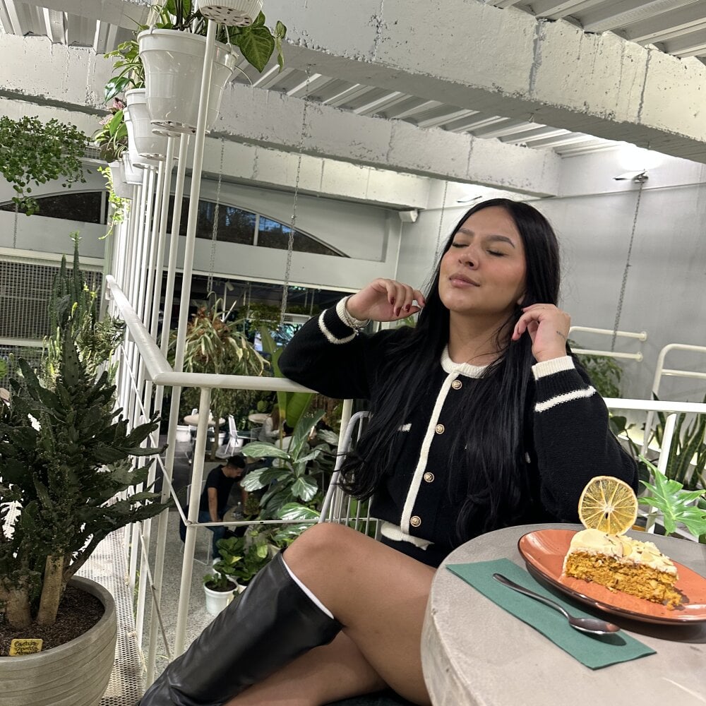 Live sex webcam photo for Gytha_davis #290238044