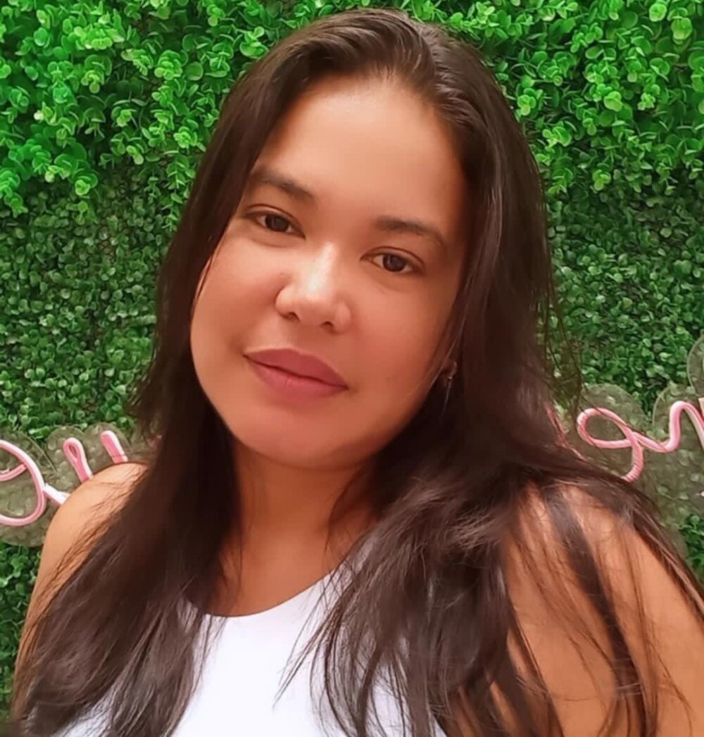 abril_bakeer profile
