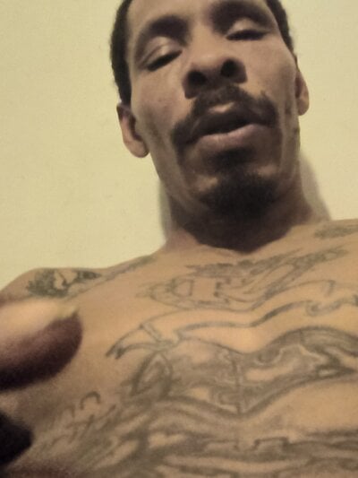 MoReeSe1985 Male Mixed XXX Cam