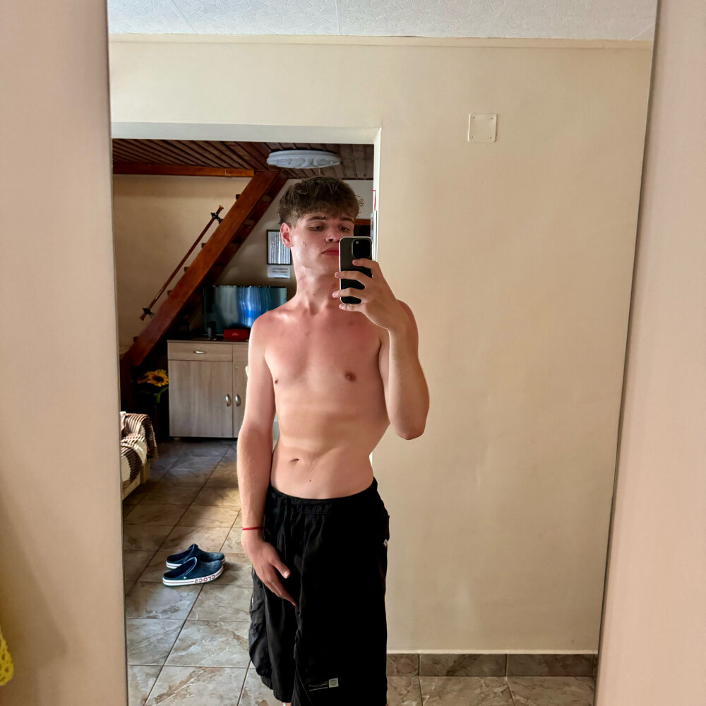 leonyisherenow profile