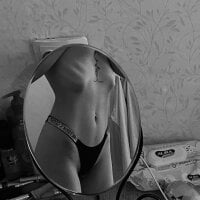 Mollydaniel offline chatrum