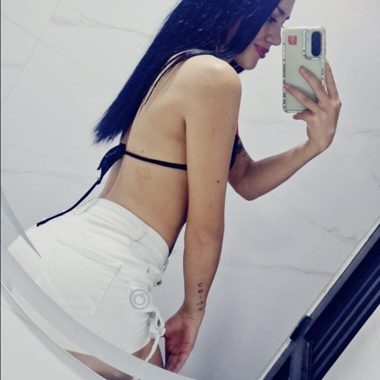 watchgirlcam.com sofia_wishx livesex profile in geolocation-is-turned-off-use-your-imagination cams