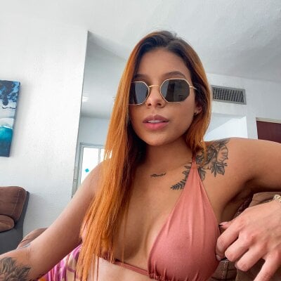 Emelie_89 Female Orgasm Webcam Nude