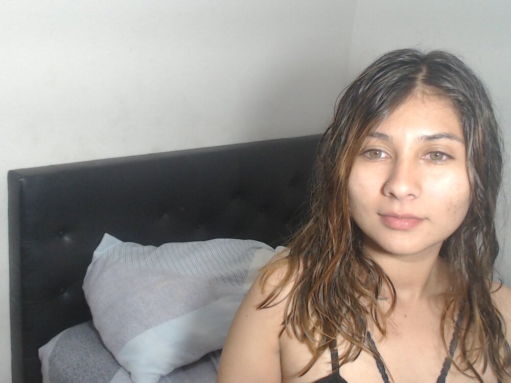 sex_gatubela69 from stripchat