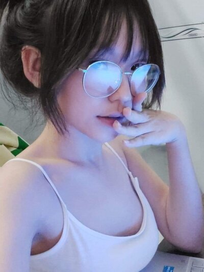 Iyumi_Chan - Stripchat Girl 