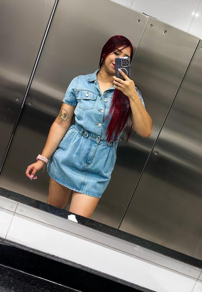 sexcityguide.com lia_violetta livesex profile in united-states-of-transylvania cams