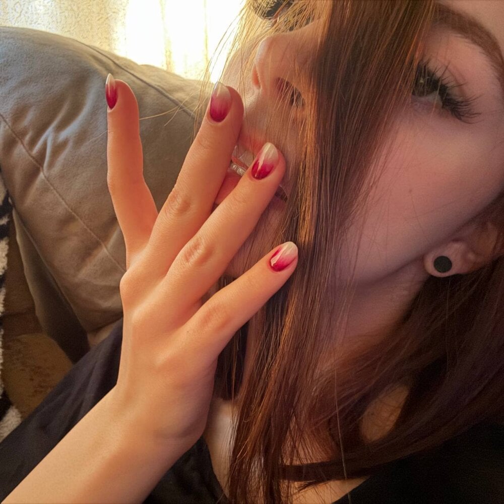 kitti_sweett from stripchat