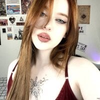 lalisaroses_'s Offline Chat Room