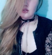 asianhornyqueen's Offline XXX Chat