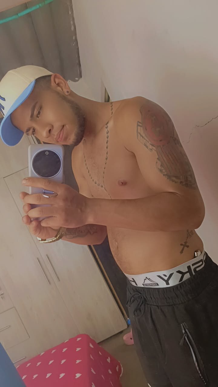 Manu_Hot_xxx_2001
