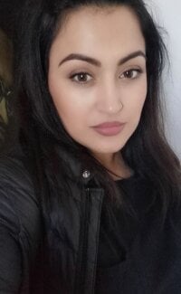 Deena_'s Offline Chat Room
