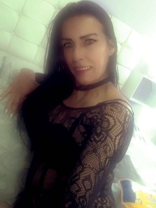 Live sex webcam photo for Catt_listbk #289984626