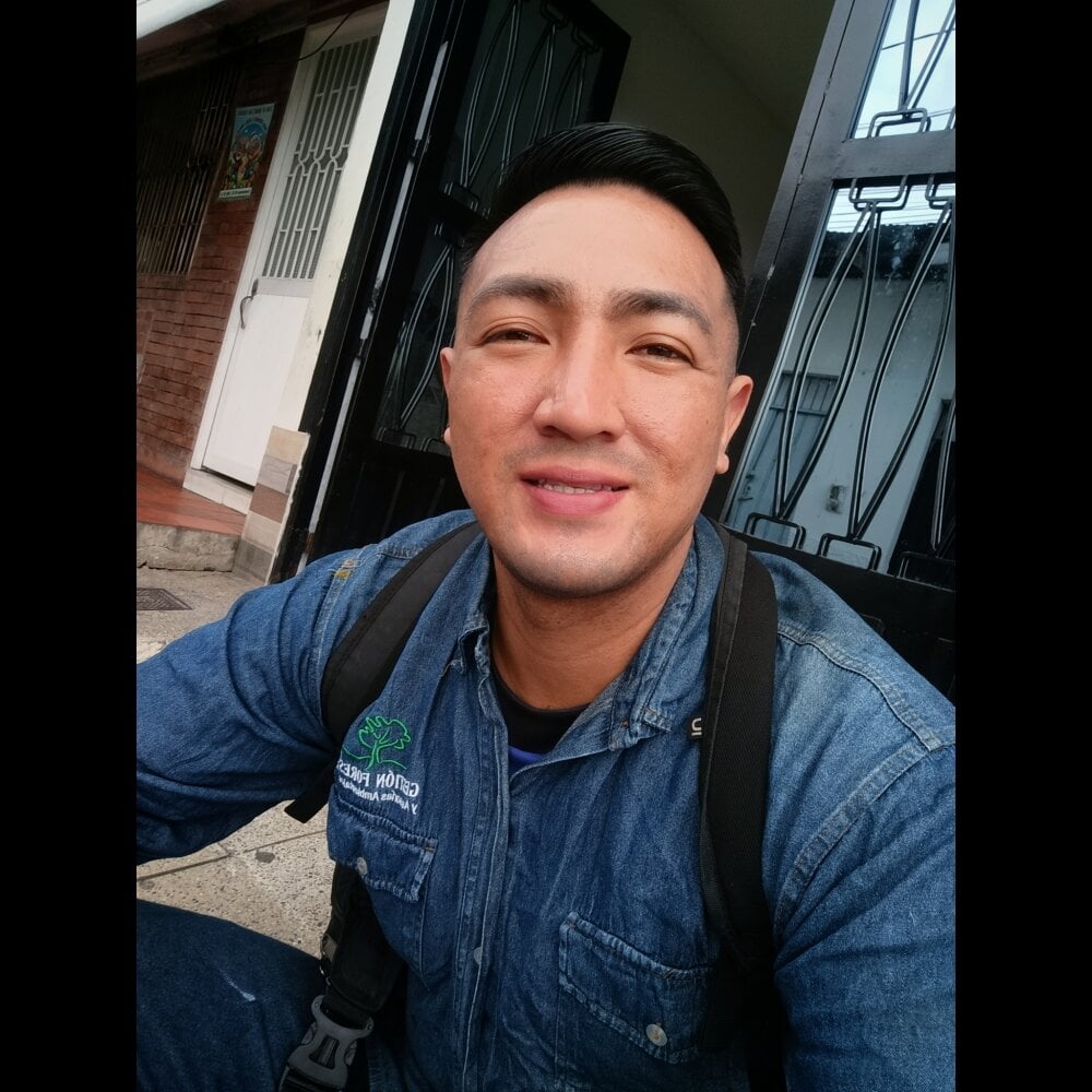 andre12_71 from stripchat