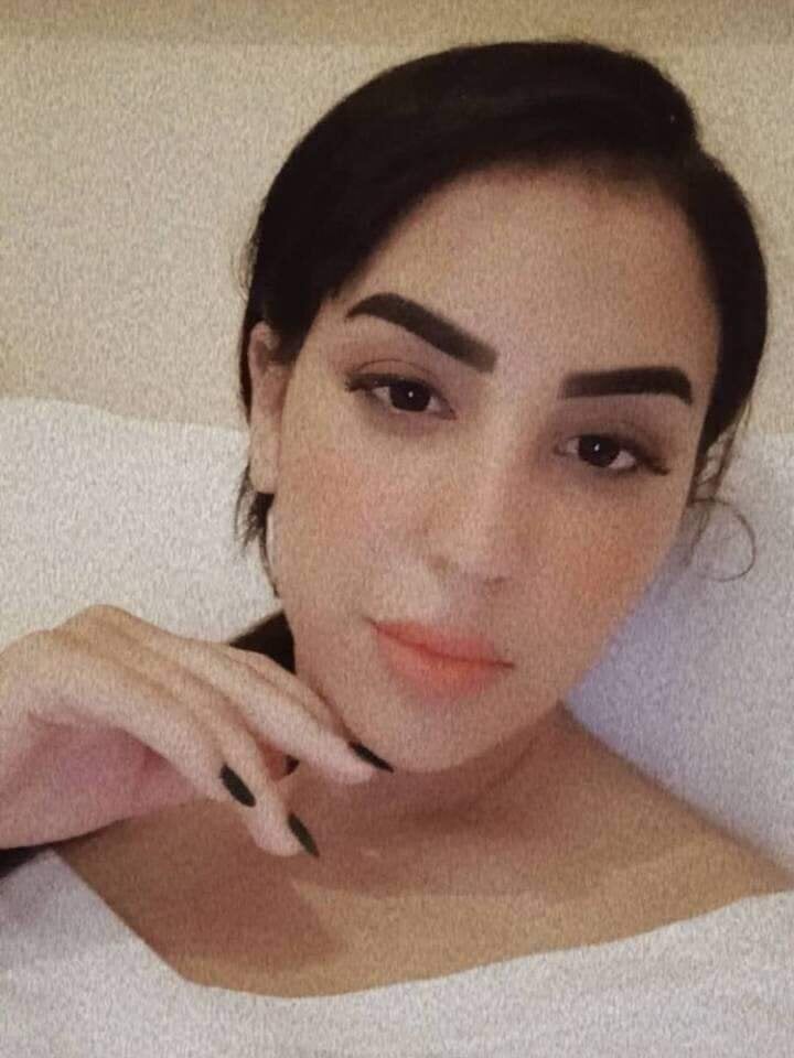 laptrona-lolo's Offline XXX Chat