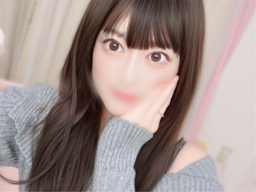 livesexr.com junjun__ livesex profile in ask-me-i-might-tell cams