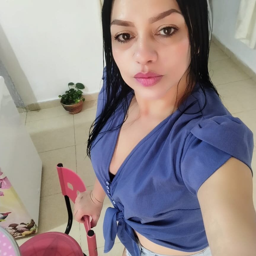 valeria_bastery profile