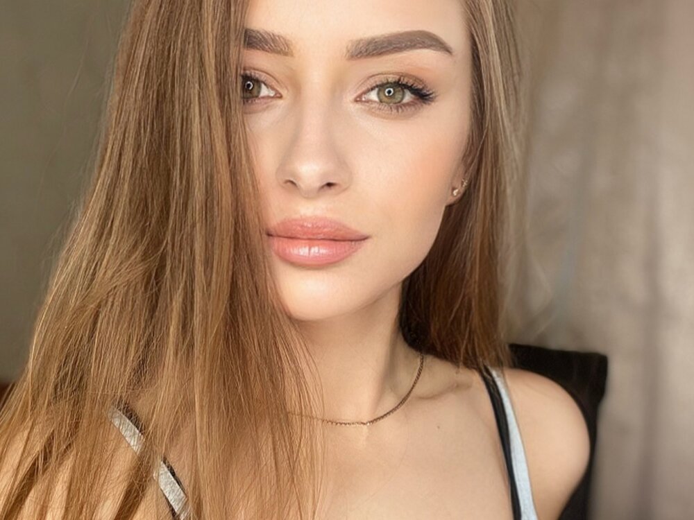 Adriana_Barrington??:??????????? | Stripchat