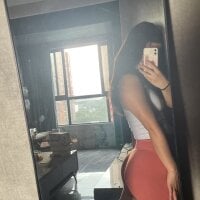 xiaoLI-2025's webcam live show