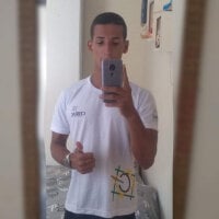 rhuancarlosr7's webcam live show