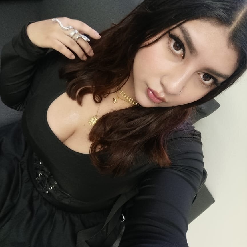 myliveeroticcams.com charlottee_foxx1 livesex profile in latino cams