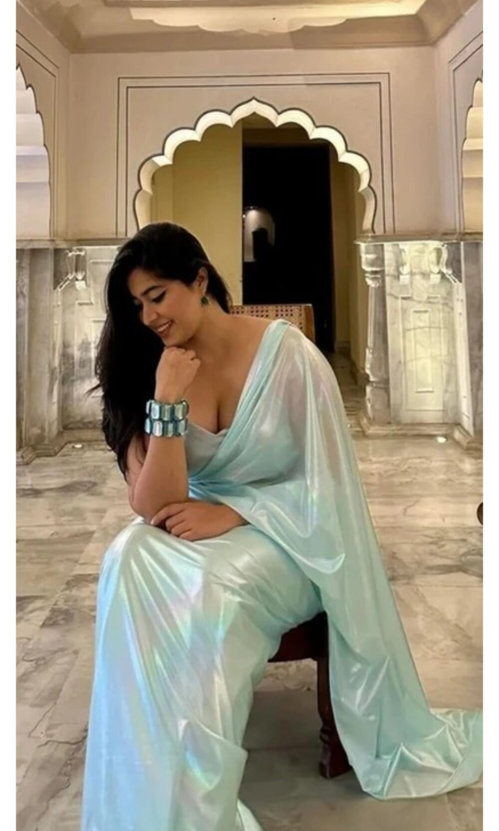 bestlivesexchat.com whitelady15 livesex profile in in-the-palace cams