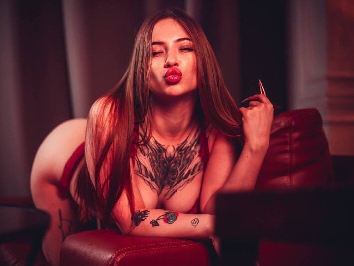 sexcam3d.net jessy_je livesex profile in in-your-bed-and-your-heart cams