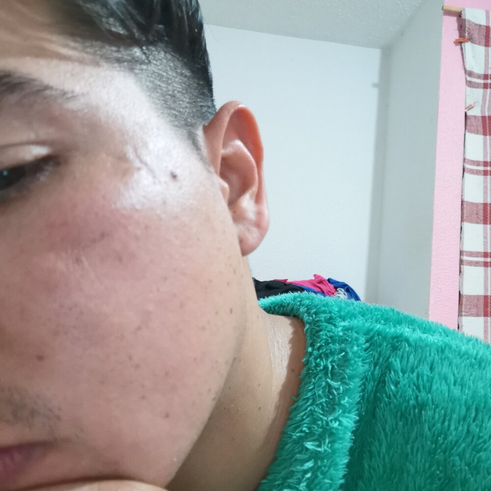 Remopay198's Offline XXX Chat