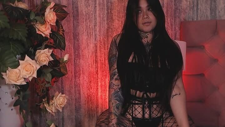 NikkyEvanz