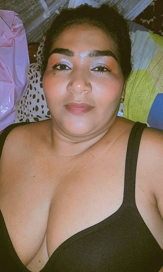 sleekcams.com eliehtisabellx livesex profile in latino cams