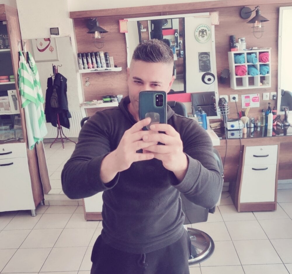BrOwNi42