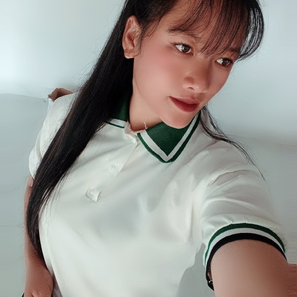 trangnemo from stripchat