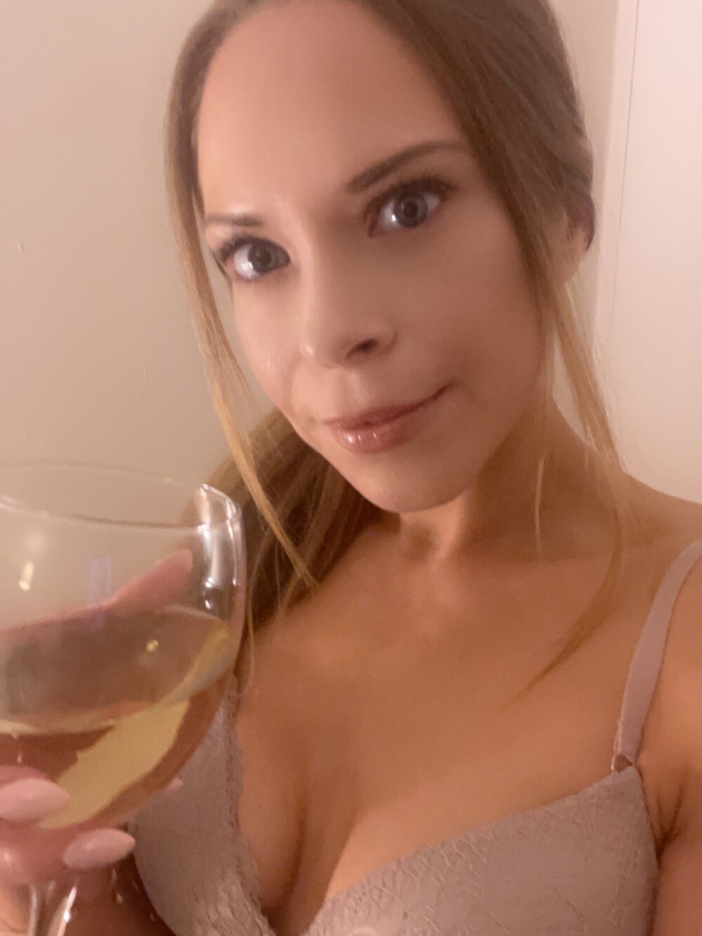 Amy-Storm's Offline XXX Chat