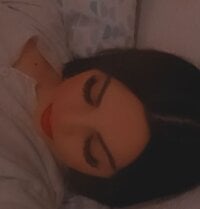 manuela_manolo_xporno's Offline Chat Room