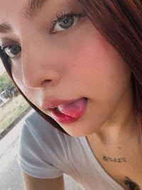 Sophiee__lee's webcam live show