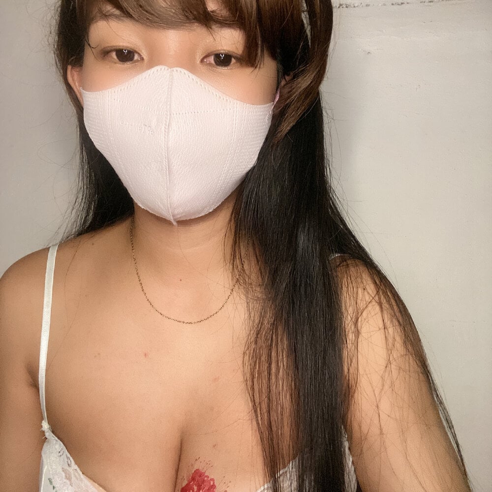 stripchat daissy69 webcam profile pic via bestlivesexchat.com